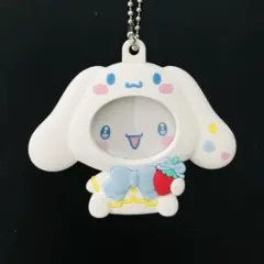 ♡サンリオ＊いちご新聞50周年記念フォトバッジ付きマスコット　シナモロール♡