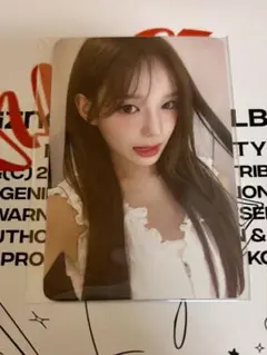 izna サラン　Mnet Plus Merch 特典トレカ