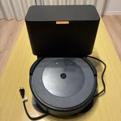 iRobot ルンバ i5 クリーンベース付き 自動ゴミ収集 動作確認済みのサムネイル