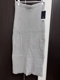 グレー ラメフェザー素材 タイトスカート スリット入り