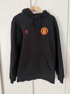 アディダスオリジナルス マンチェスターユナイテッド　スウェットパーカー　ＸＬ