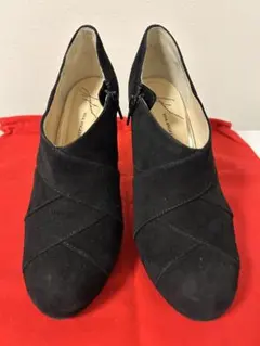 黒 スエード ハイヒール パンプス