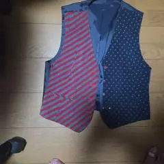 リバーシブルベスト 赤と青のストライプ