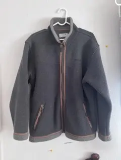 フリースジャケット