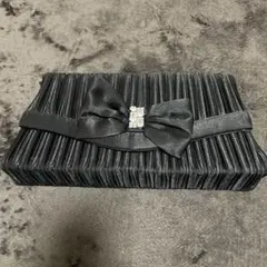 リボン付き黒パーティーバッグ