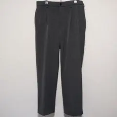 ユニクロ タックワイドパンツ グレー ワイドストレート