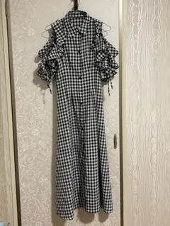 ギンガムチェックオフショルダーワンピース