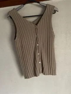 ベージュ ノースリーブ トップス Mサイズ　スタディオクリップ　送料込み