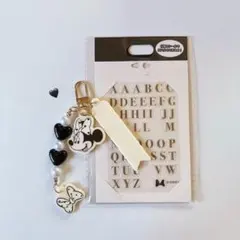【Disney】ミニーマウス ステッカー付きキーチェーン