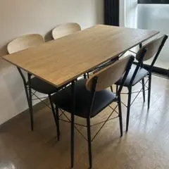 ダイニングテーブル