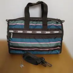 LeSportsac ミディアムウィークエンダー ボーダー柄　鍵付きのサムネイル