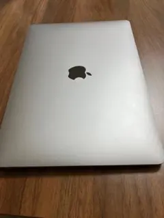 MacBook Air M1 13インチ 8GB 256GB