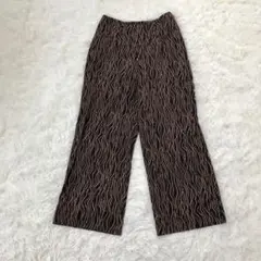 美品　パリス　日本製　ワイドパンツ　総柄　ストレッチ　裏地付　黒　イージーパンツ