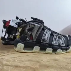 【新品】NIKE AIR MORE UPTEMPO '96