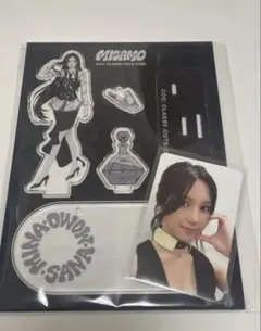 MISAMO アクリルスタンド ミナ トレカ付　POPUP