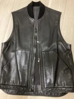 【美品】URU レザーベスト ブラック