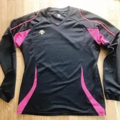 シャツ　DESCENTE バレーボール　黒　長袖