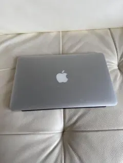 m*i様 MacBook Air 11インチ / 初期化済 / 充電器あり