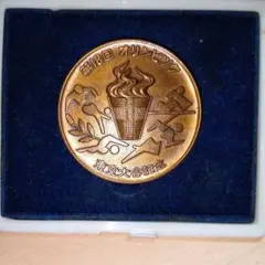 警視庁 記念メダル・バッジ・カフスセット 10点 純銀製品有 Yahoo!オークション -「警視庁記念メダル」の落札相場・落札価格