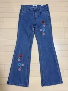 ☆値札つき 新品 ZARA KIDS 刺繍フラワー ストレートデニムパンツ 