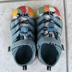 キーン　KEEN サンダル