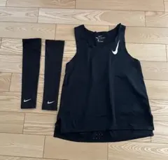 ナイキ　エアロスイフト　レーシングタンクトップ&アームスリーブ