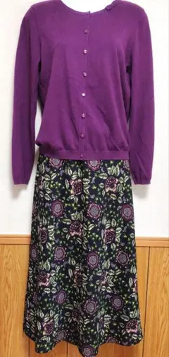 ❤️美品❤️ローラアシュレイ❣️紫 カーディガン 花柄スカート セットアップ