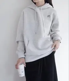 完売品　mystic フーディスウェットのサムネイル