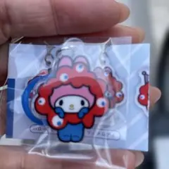 サンリオキャラクターズ　ミャクミャクなりきりアクリルチャーム マイメロ