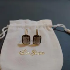 La Soeur レクタングルピアス（スモーキークォーツ）のサムネイル