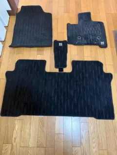 在庫処分 ホンダN-ONE JG1 JG2：純正 フロアカーマット プレミアム 在庫処分 ホンダN-ONE JG1 JG2：純正 フロアカーマット プレミアム