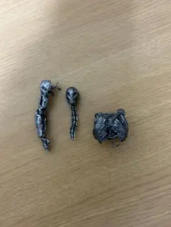 ウルトロン　残骸　マーベルレジェンド