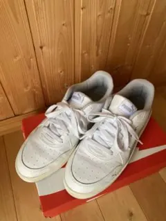 スエード スニーカー