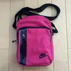 Nike ピンク ショルダーバッグ