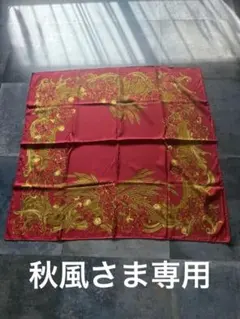 CHANEL シルク レッドスカーフ