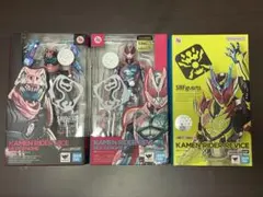 S.H.Figuartsフィギュアーツ 仮面ライダーリバイス まとめ売り
