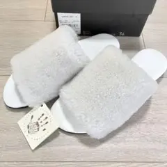 【新品未使用】MAURODEBALI マウロデバーリ ファーシャワーサンダル 白のサムネイル