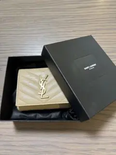 SAINT LAURENT ベージュ 三つ折り財布