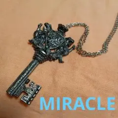 ヴィンテージ　MIRACLE　ミラクル　ネックレス　鍵モチーフ