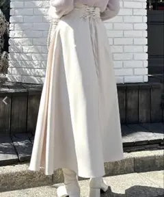 INGNI バックレースアップフレアスカート ライトベージュ