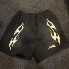 新品」 Hellstar Spyder web ヘルスター ロゴ ハーフパンツ - メルカリ