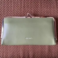 ニコアンド　長財布のサムネイル
