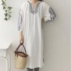 URBAN RESEARCH 刺繍 エンブロイダリーマキシワンピース（長袖）