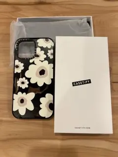 CASSETIFY iPhoneケース フラワーパターン