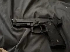 KSC M92F ガスガン ブラック 2マガジン付き - メルカリ