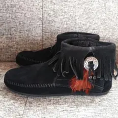 ミネトンカ　スエード　ショートブーツ