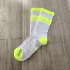 新品○NIKEナイキ○ソックス○ホワイト×ネオイエロー18㎝〜のサムネイル