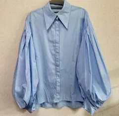 MAISON BREEZE ボリューム袖シャツブラウス　サックスブルー