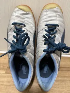 ジュニア　サッカーシューズ　トレシュー　スパイク　プーマ　フットサル