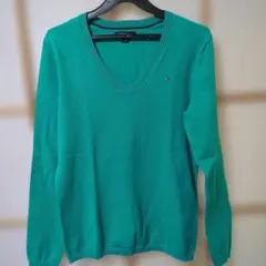 【美品】Tommy Hilfiger グリーン Vネックセーター S